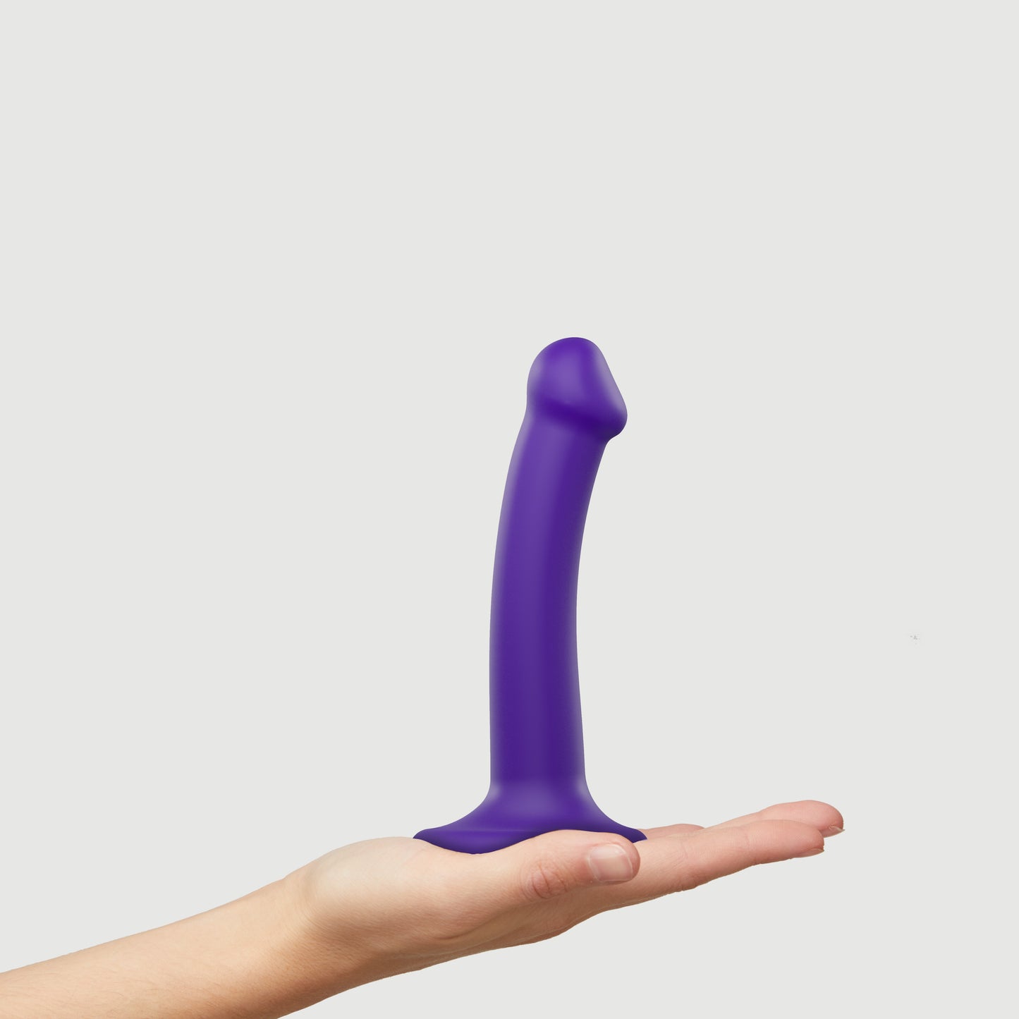 Taivuteltava dual-density strap-on dildo