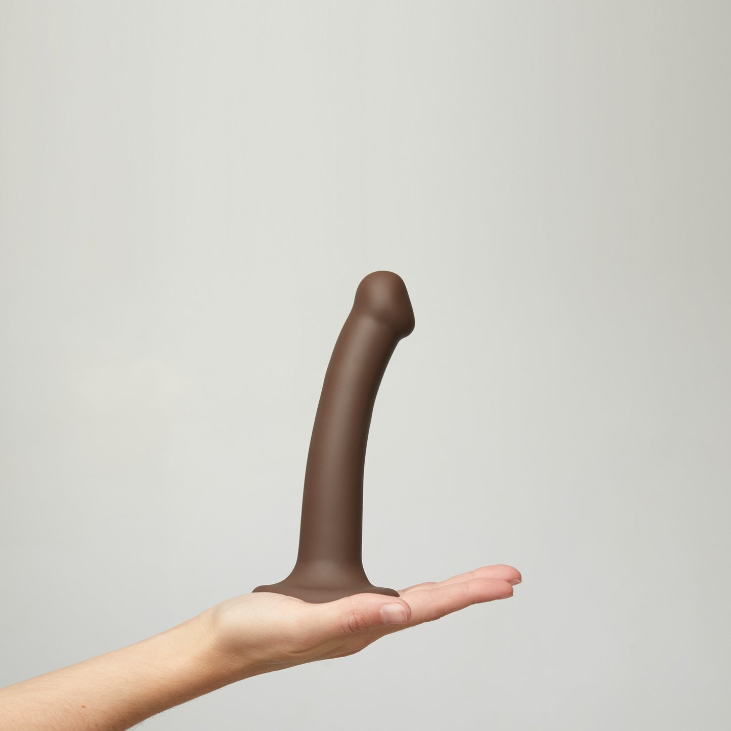 Taivuteltava dual-density strap-on dildo